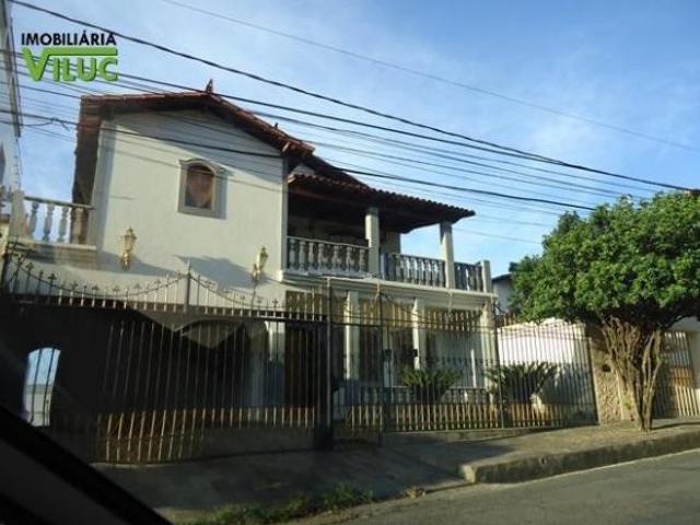 Casa à venda em Dona Clara