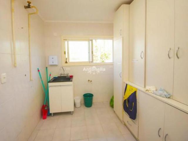 Casa à venda em Desvio Rizzo!