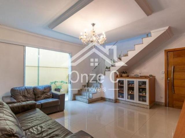 Casa à venda em excelente localização, conforto, modernidade e praticidade em um só lugar!