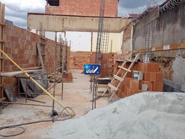 Casa à venda em Fernão Dias