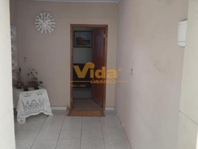 Casa á venda em Km 18 Osasco, SP 03 Quartos