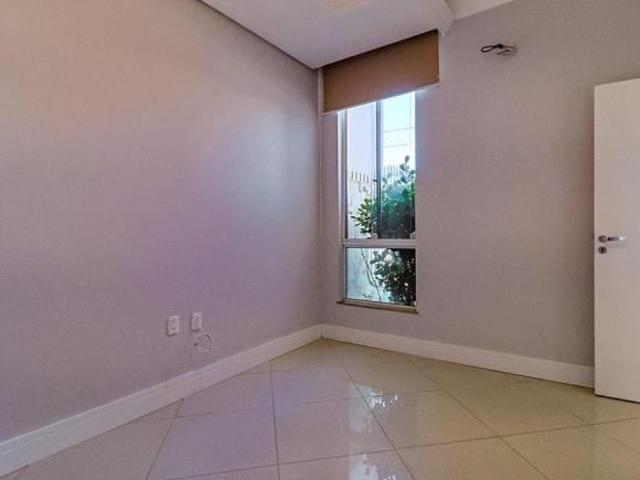 Casa à venda em Hípica