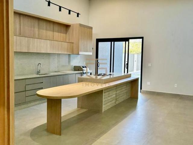 Casa à venda em Indaiatuba, Loteamento Park Gran Reserve, com 3 suítes, com 250 m²