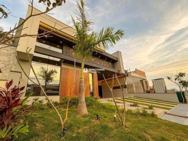 Casa a venda em Indaiatuba no Condomínio Jardim Sapezal
