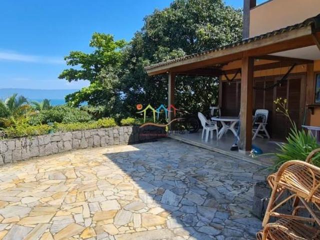 Casa a venda em Ilhabela
