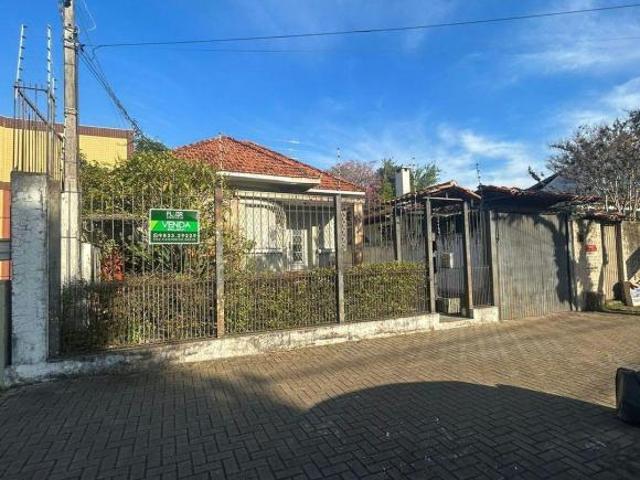 Casa à venda em Ipanema com 344 m², 2 quartos, 2 vagas