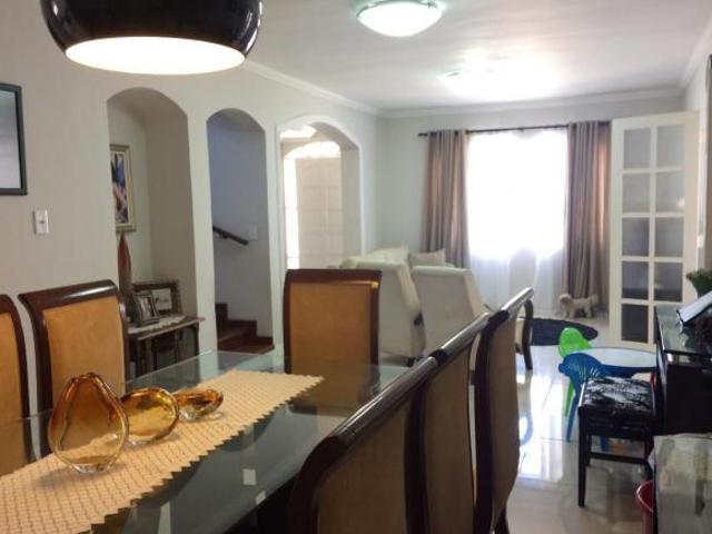 Casa à venda em Itapema