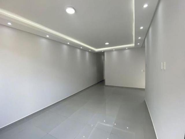 Casa à Venda em Jaboticabal I 2 Quartos I 1 Suíte I 2 Vagas I Quintal