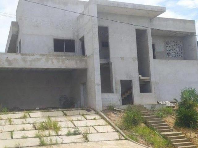 Casa à venda em Jacareí