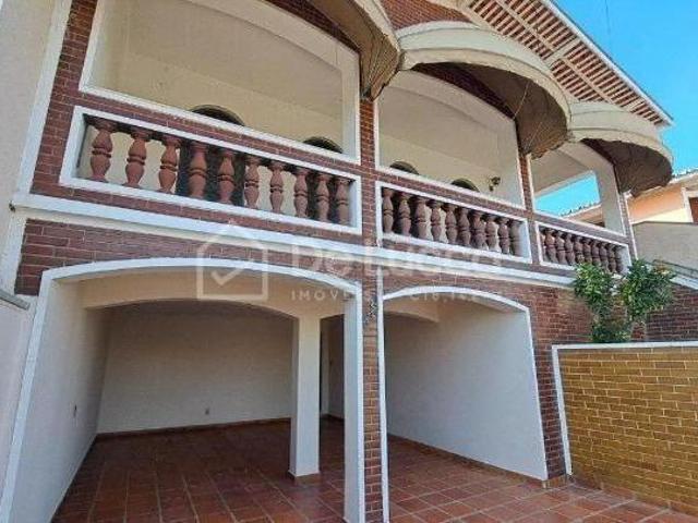 casa à venda em Jardim Chapadão
