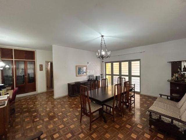 casa à venda em Jardim Chapadão