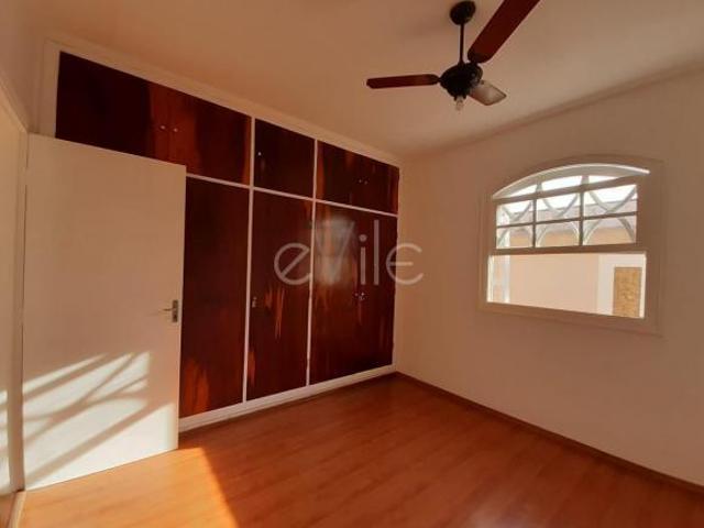 casa à venda em Jardim Chapadão