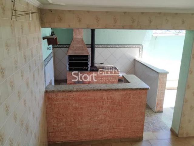 casa à venda em Jardim dos Oliveiras