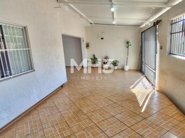 casa à venda em Jardim Luiz Cia