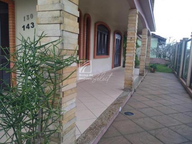 Casa à venda em Jardim Raiante