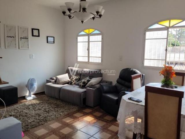 casa à venda em Jardim Santana