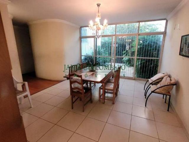 Casa, à venda, em Jundiaí Parque do Colégio 4 Dorms 2 Suítes, 4 Vagas Pode ser comercial!