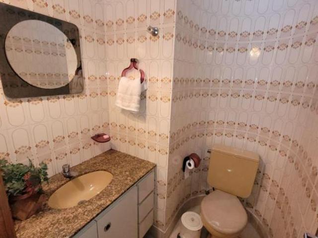 Casa, à venda, em Jundiaí Parque do Colégio 4 Dorms 2 Suítes, 4 Vagas Pode ser comercial!