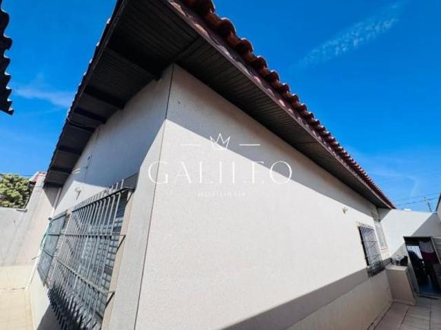Casa à venda em Jundiaí SP, Jardim Morumbi: 3 quartos, 1 suíte, 2 salas, 2 banheiros, 2 vagas, 229m²