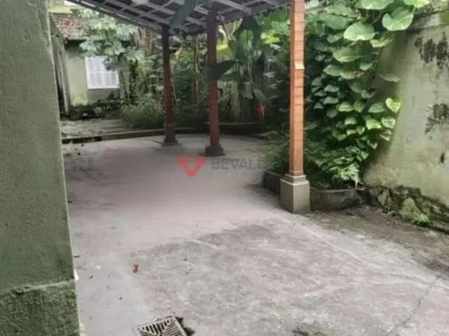 Casa à venda em Laranjeiras: 5 quartos por R$ 1.150.000