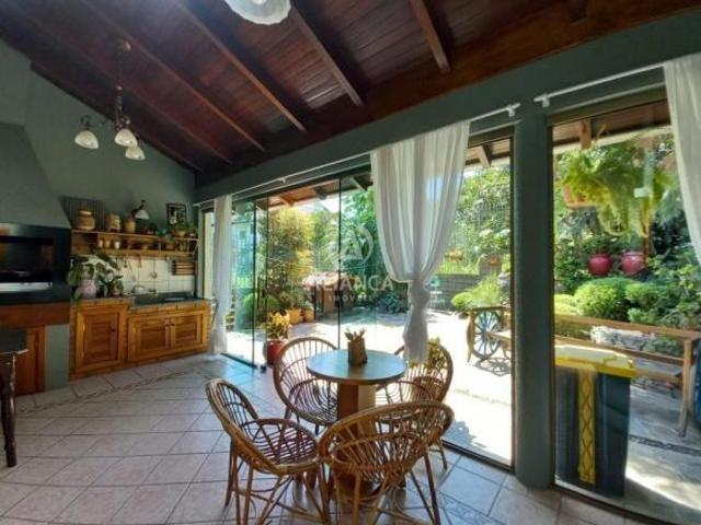 Casa à venda em Licorsul
