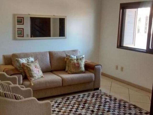Casa à venda em Morro Santana com 333 m², 4 quartos, 1 suíte, 4 vagas