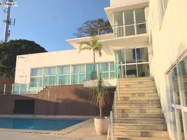Casa à venda em Mangabeiras