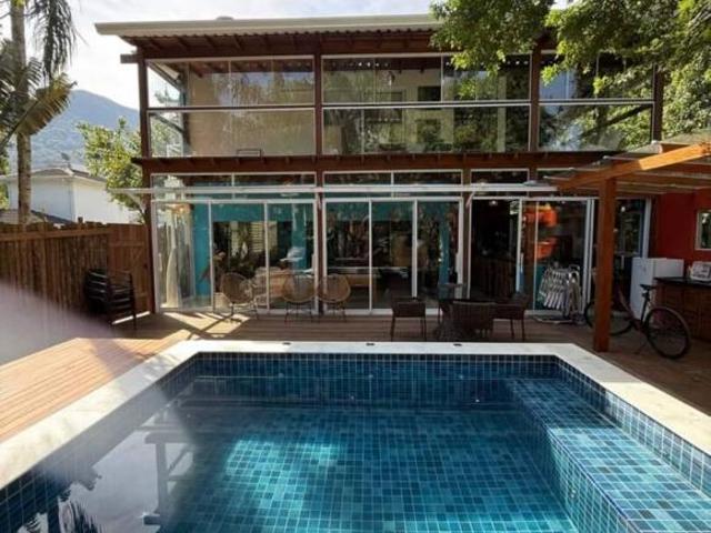 Casa à venda em Maresias