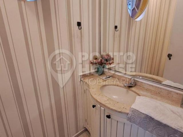 Casa à venda em Mirandópolis 3 dormitórios, 2 suítes, 3 vagas, local tranquilo