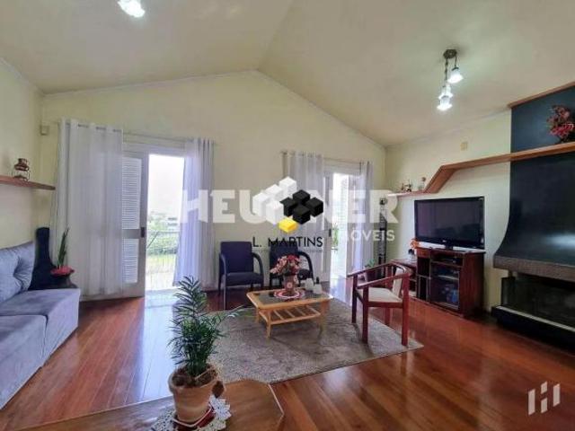 Casa a Venda em Novo Hamburgo Bairro Ideal com Linda Piscina