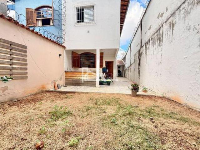 Casa à venda em São João Batista