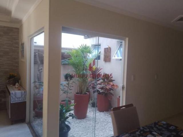 Casa à venda em São José dos Campos SP, Jardim Santa Inês I: 3 quartos, 1 suíte, 1 sala, 2 banheiros