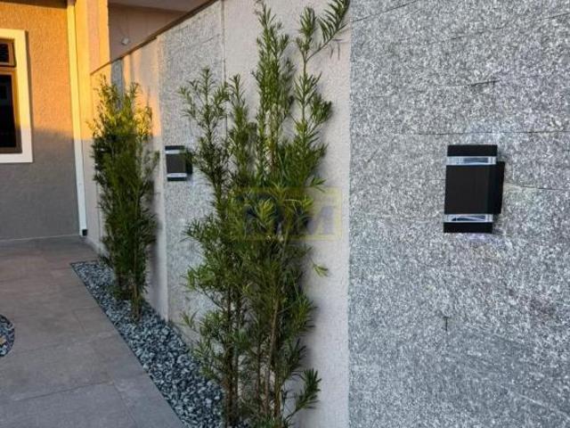 Casa à venda em São José dos Pinhais | 3 quartos | 1 suíte | Edícula com Ofurô
