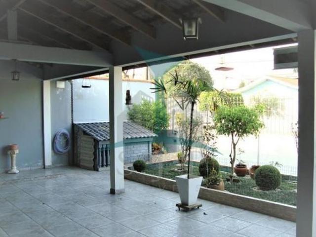 Casa à venda em São José dos Pinhais PR, Afonso Pena: 3 quartos, 1 suíte, 3 salas, 2 banheiros, 4 va