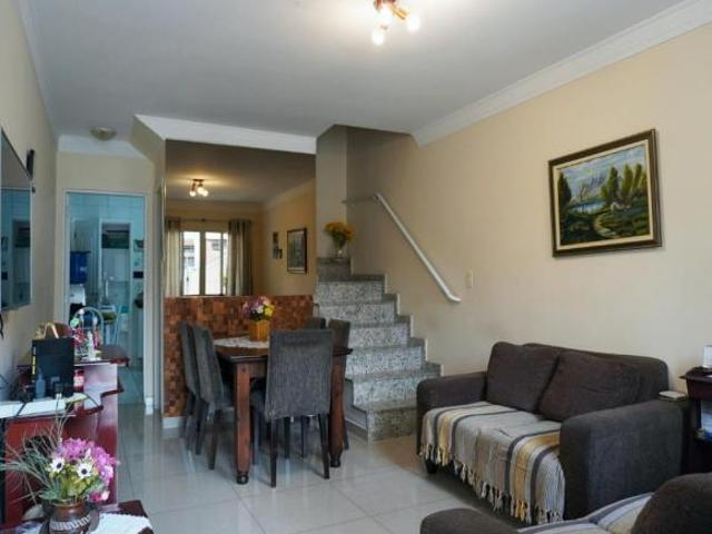 Casa à venda em São Paulo SP na Vila Polopoli: 2 quartos, 2 suítes, 3 banheiros