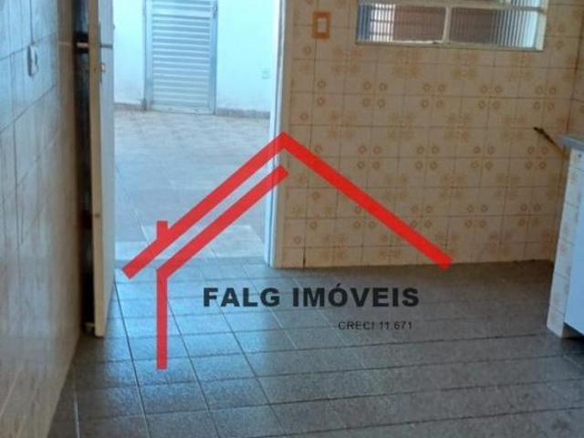 Casa à venda em São Paulo SP, Jardim D&apos abril: 3 quartos, 1 sala, 1 banheiro, 1 vaga de garagem, 156m