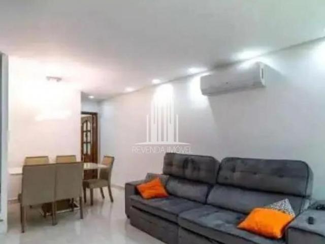 Casa à venda em São Paulo SP, Parque Maria Domitila: 2 quartos, 2 suítes, 2 sala