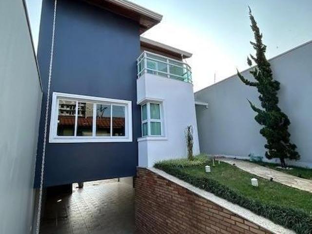 Casa à venda em São Paulo SP, Vila Granada: 3 quartos, 3 suítes, 3 salas, 5 banheiros, 8 vagas de ga