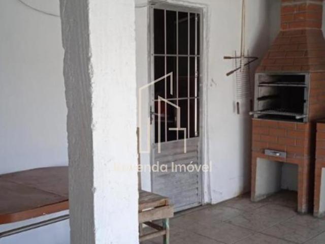 Casa à Venda em São Paulo SP: 6 quartos, 1 suíte, 2 salas, 2 banheiros, 2 vagas