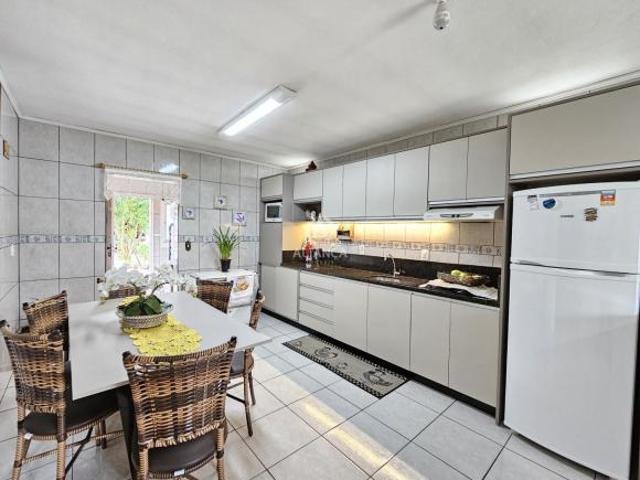Casa à venda em São Roque