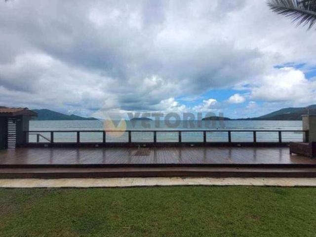 Casa à venda em São Sebastião, Maranduba, com 3 quartos, 327,00m²
