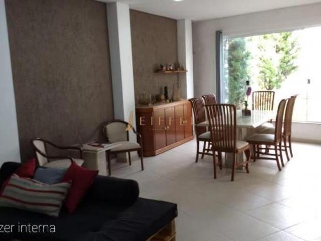 Casa à venda em Sorocaba, Condomínio Village Saint Claire, com 4 suítes, com 510 m²