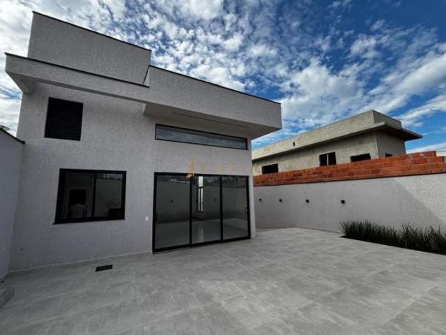 Casa à venda em Sorocaba, Além Ponte, com 3 suítes, com 250 m², Condomínio Bouganville