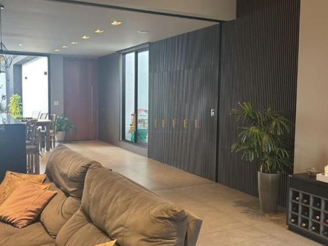 Casa à venda em Sorocaba, Além Ponte, com 3 suítes, com 220 m², Condomínio Bouganville