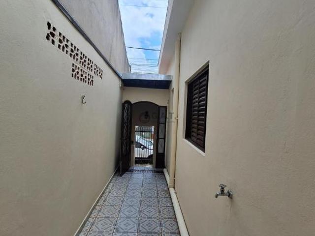 Casa à venda em Sorocaba SP, Vila Haro: 2 quartos, 1 suíte, 2 salas, 2 banheiros, garagem e 99,40 m²