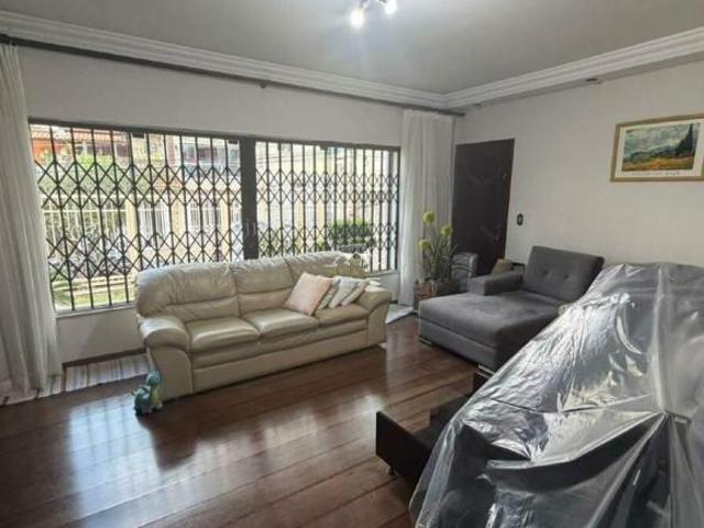Casa à venda em Santo André Bairro Bangú | 3 quartos 2 suítes | 4 vagas | R$ 950.000