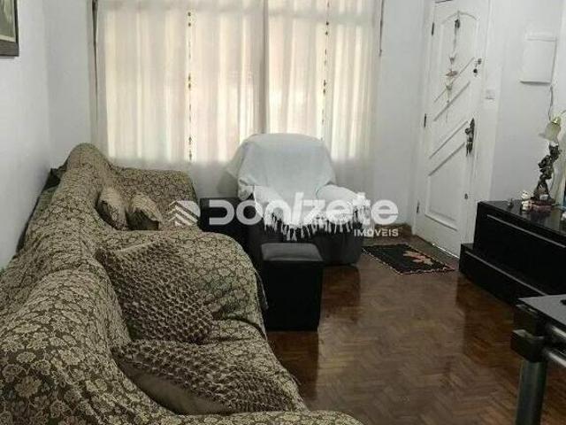 Casa à venda em Santo André – Vila Tibiriçá | 4 Quartos, 2 Suítes, 2 Vagas
