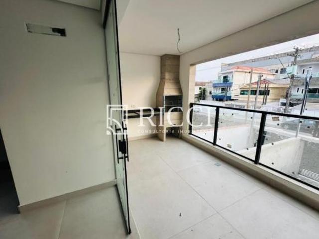 Casa à venda em Santos SP, bairro Estuário: 03 quartos, 01 suíte, 1 sala, 02 banheiros, 02 vagas de