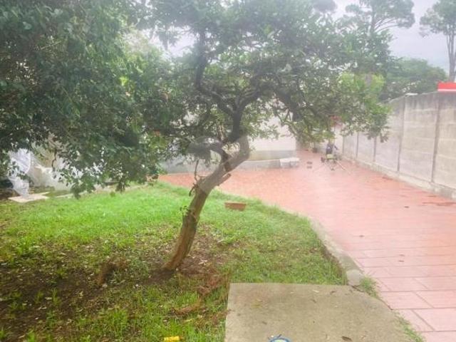 Casa à venda em Santa Cândida, Curitiba