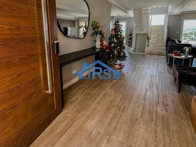 Casa à venda em Santana de Parnaíba, Alphaville, com 4 quartos, com 300 m², Resi